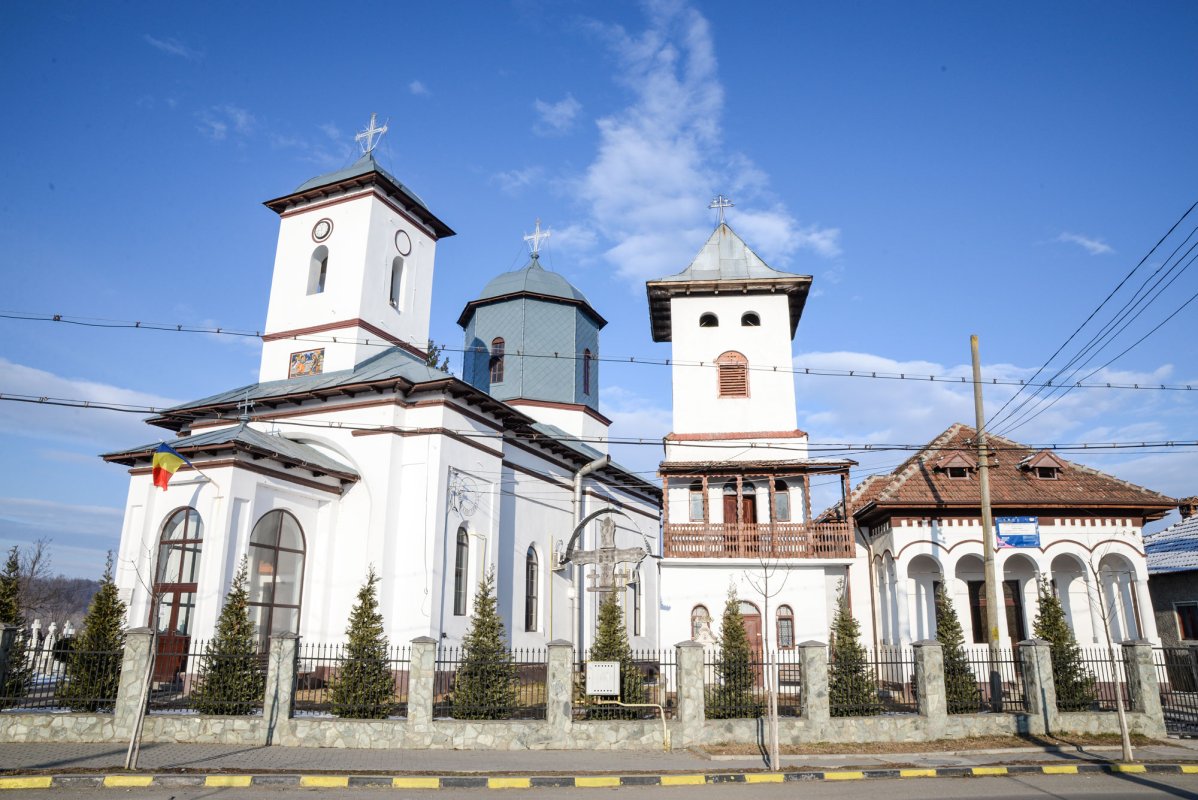 Pe urmele Patriarhului Justinian Marina la Băbeni 38049