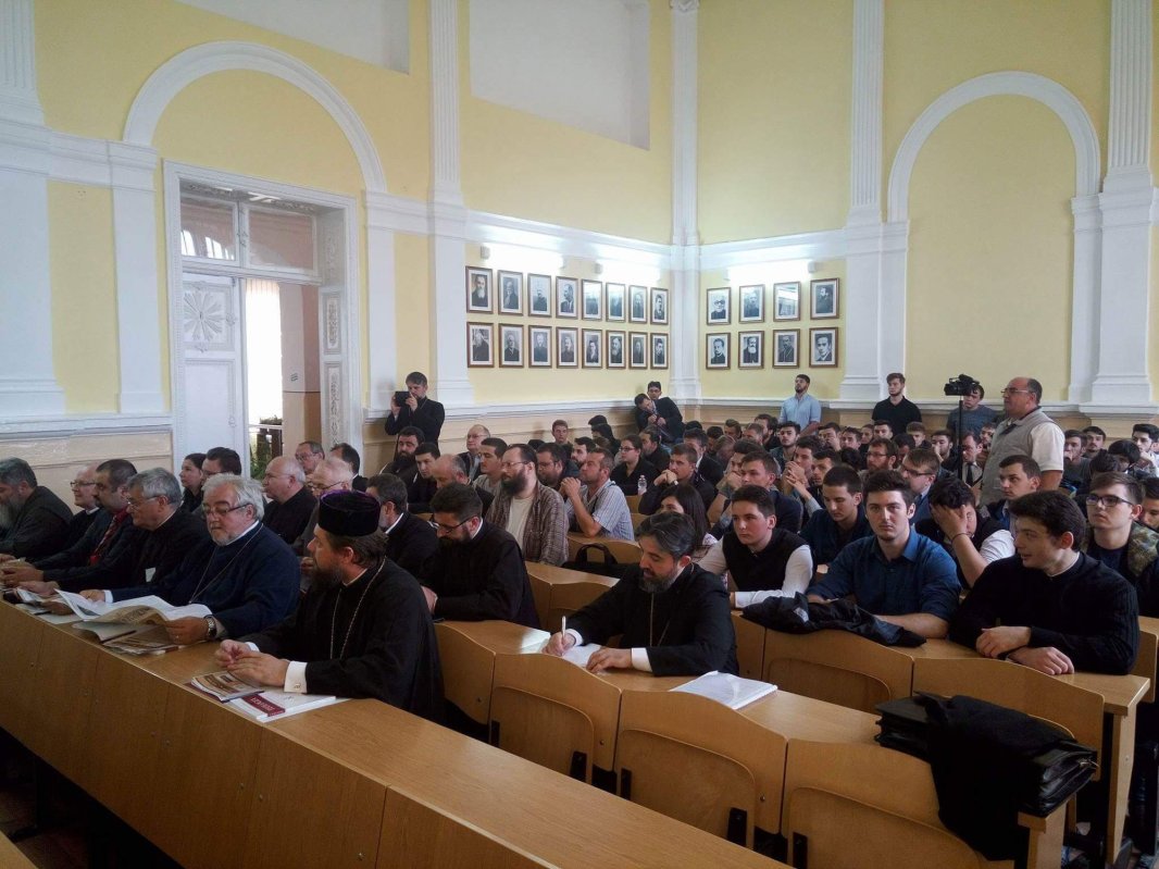 Colocviu național la Facultatea de Teologie Ortodoxă din Arad 37974