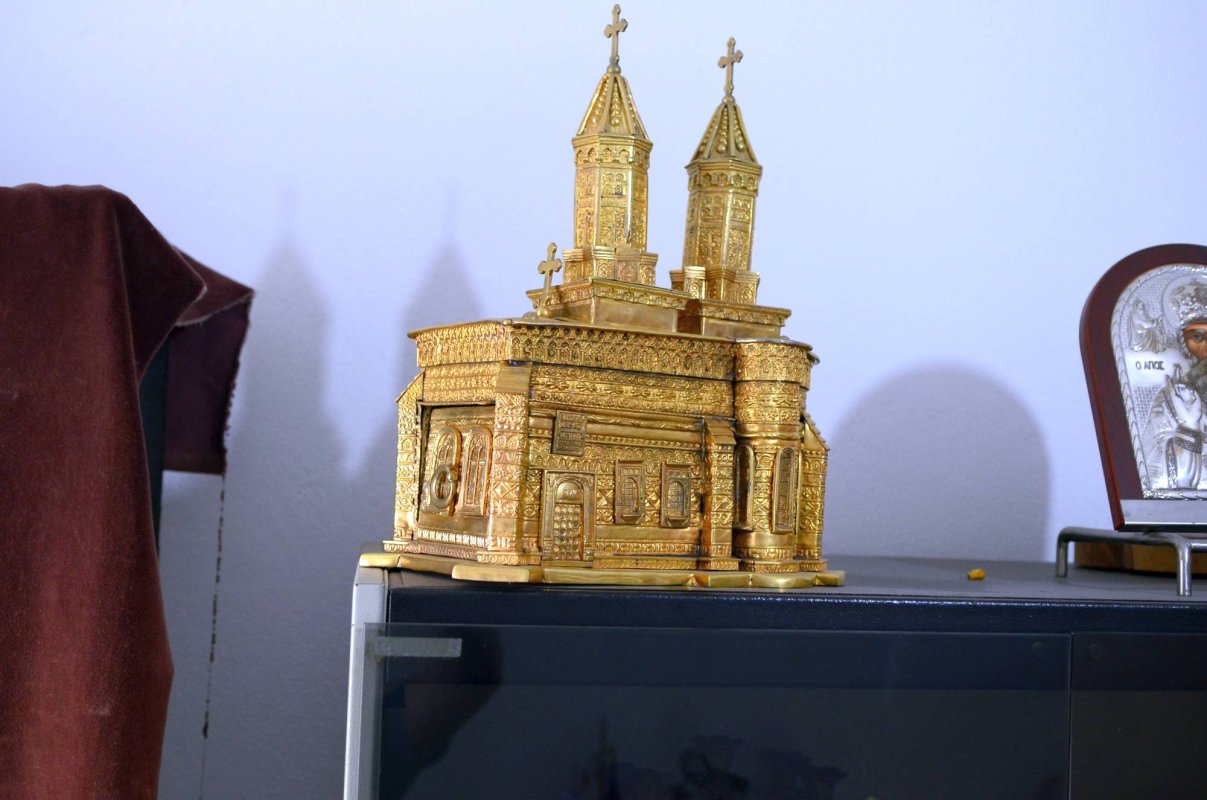 „Toţi Sfinţii”, poarta cerurilor Olteniei 37892