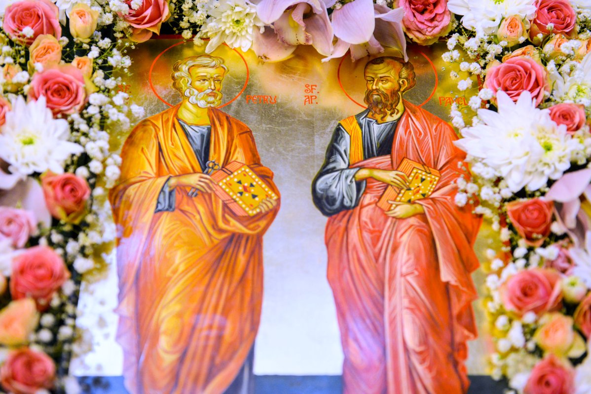 A început Postul Sfinţilor Apostoli 37852