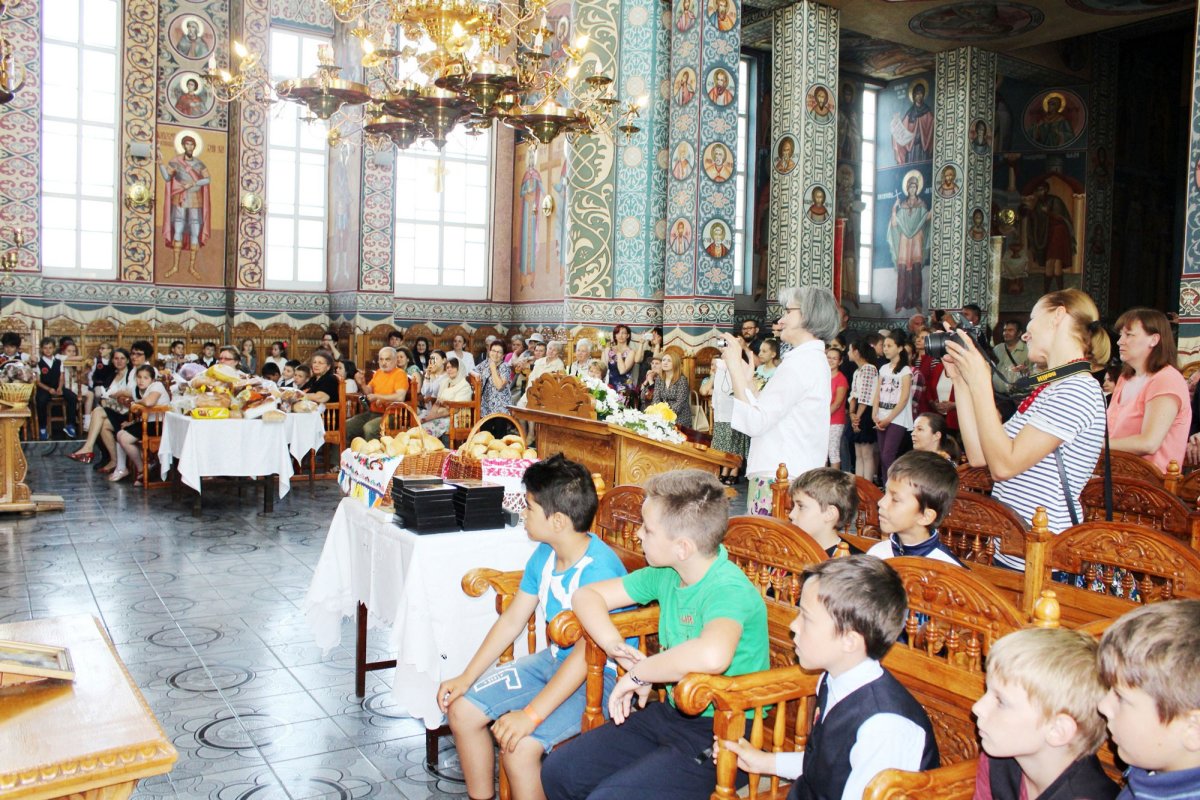 Concursul „Micul Onufrie”, la parohia clujeană „Naşterea Domnului” 37704