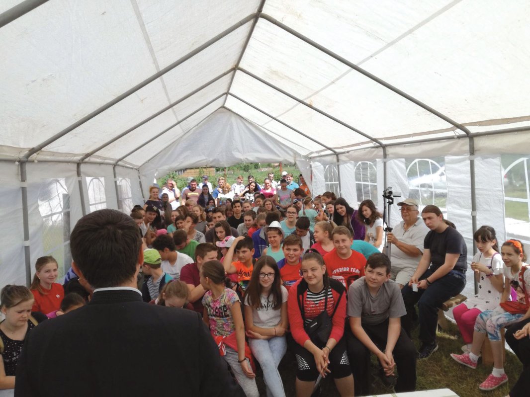 Tabără de o zi pentru tinerii din Protopopiatul Sebeș 37626