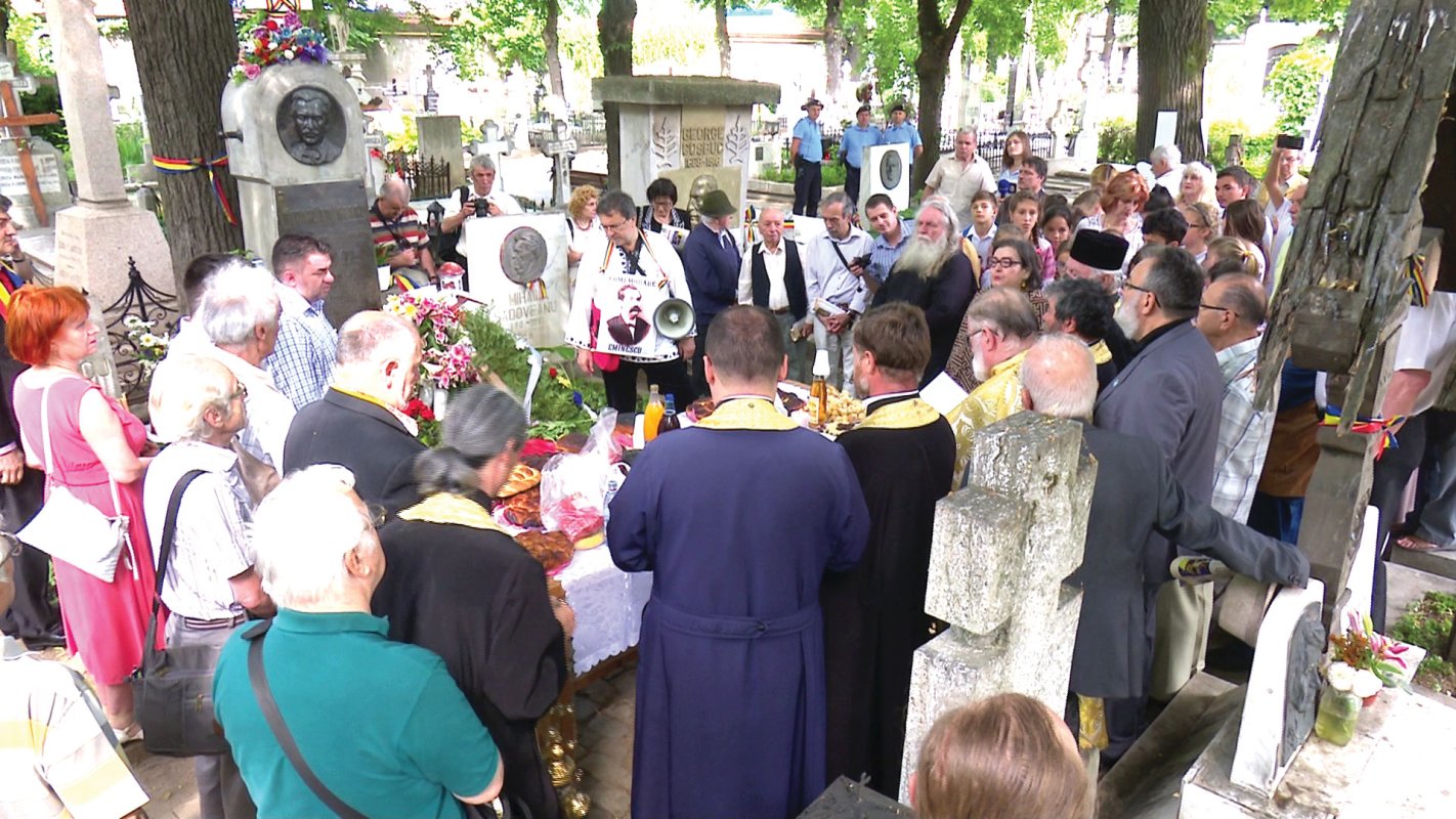 Slujbă de pomenire pentru Mihai Eminescu 37597