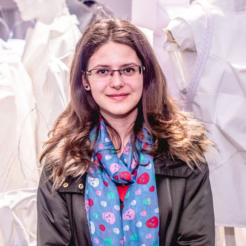 „Când pictez o icoană, o fac cu gândul că ea este pentru Dumnezeu” 37545