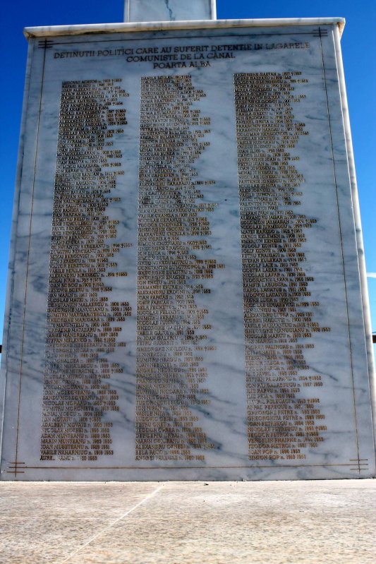 Poarta Albă, o Golgotă a neamului românesc 37477