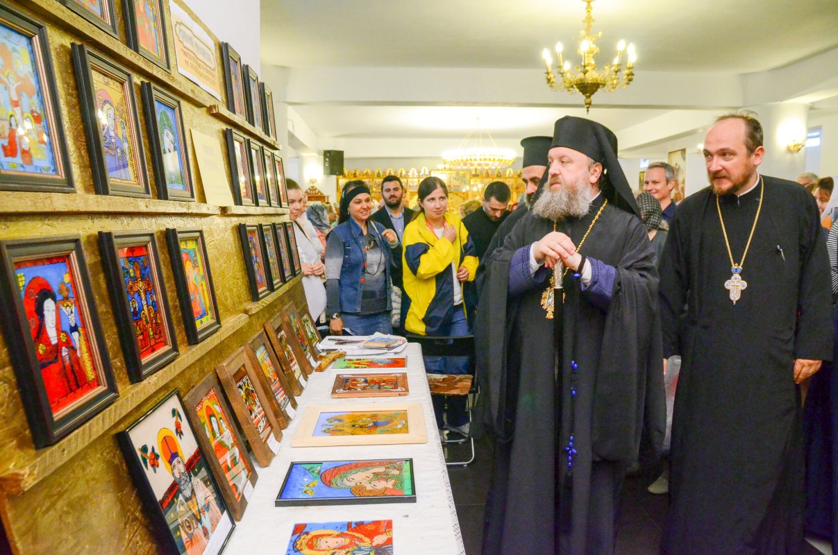 Pelerinaj la brâul Maicii Domnului în Capitală 37435