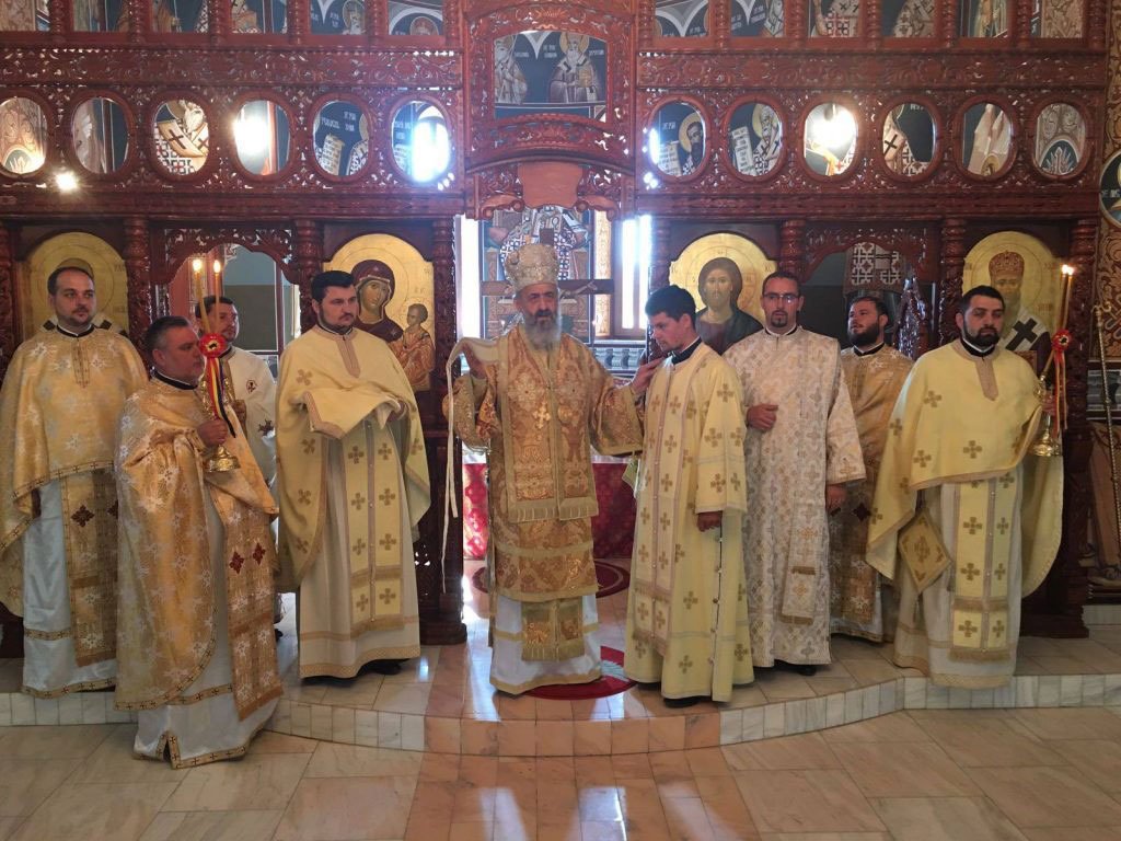 Slujire arhierească la Alba Iulia 37407