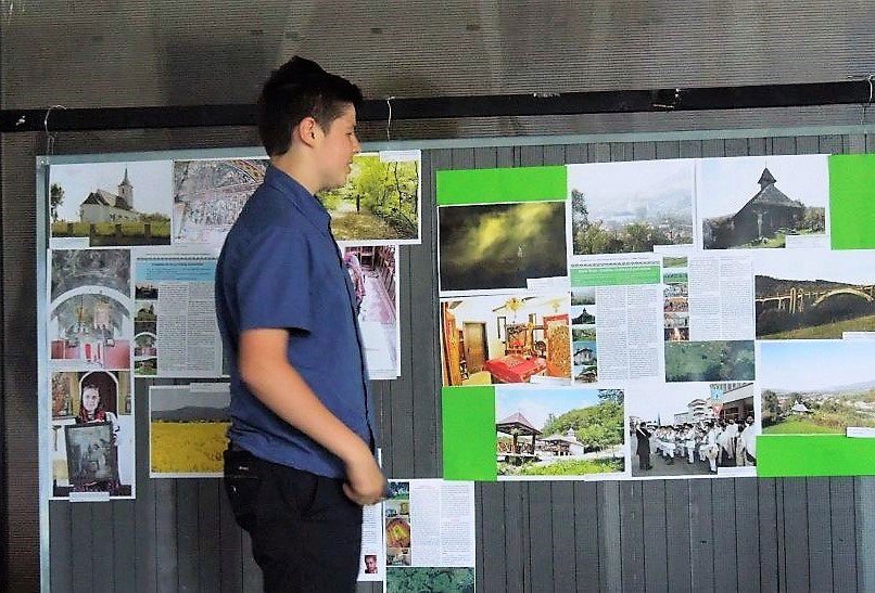 Tineri făgărăşeni, la vânătoare de comori de patrimoniu 37402