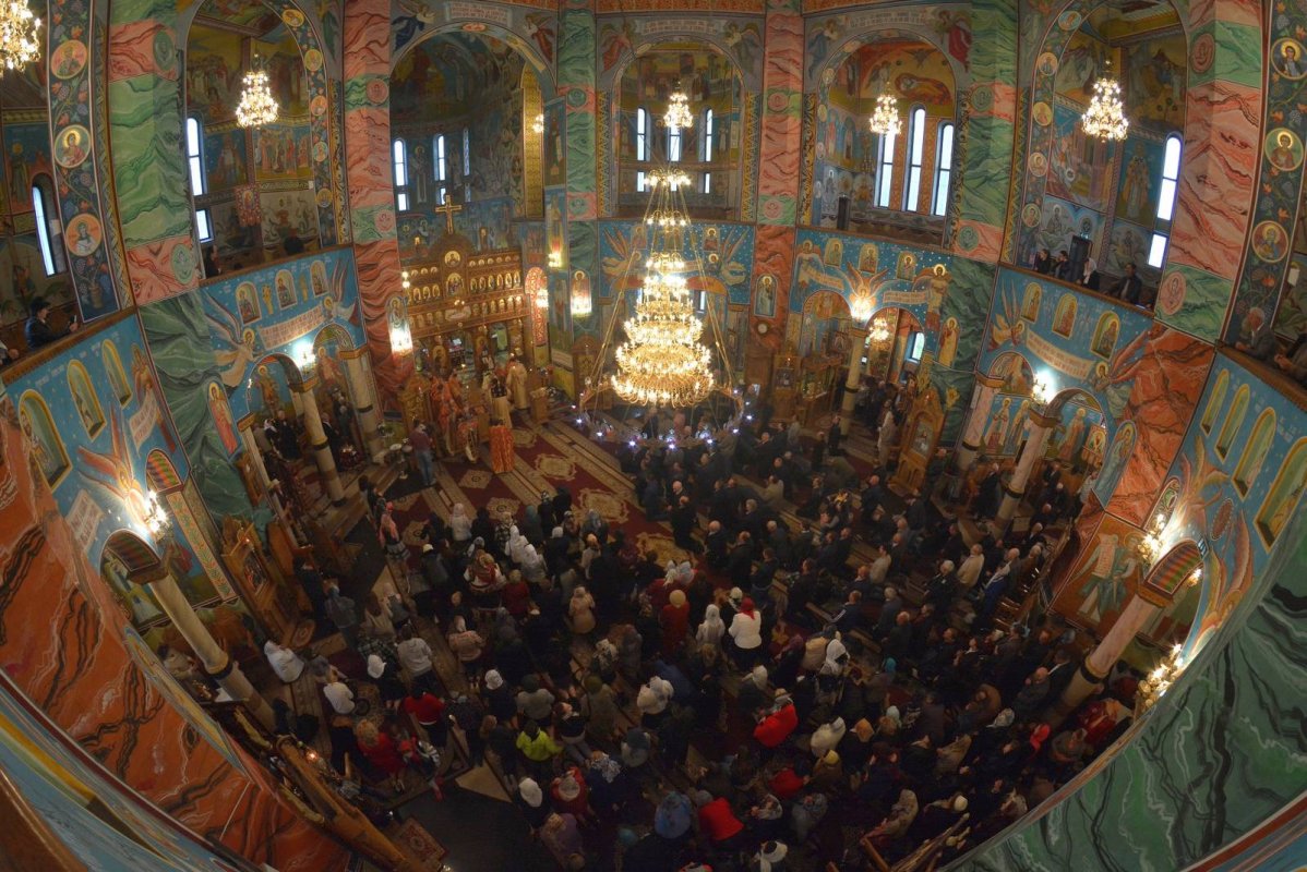 „Viaţa de sfinţenie se înfăptuieşte cu ajutorul lui Dumnezeu“ 37387