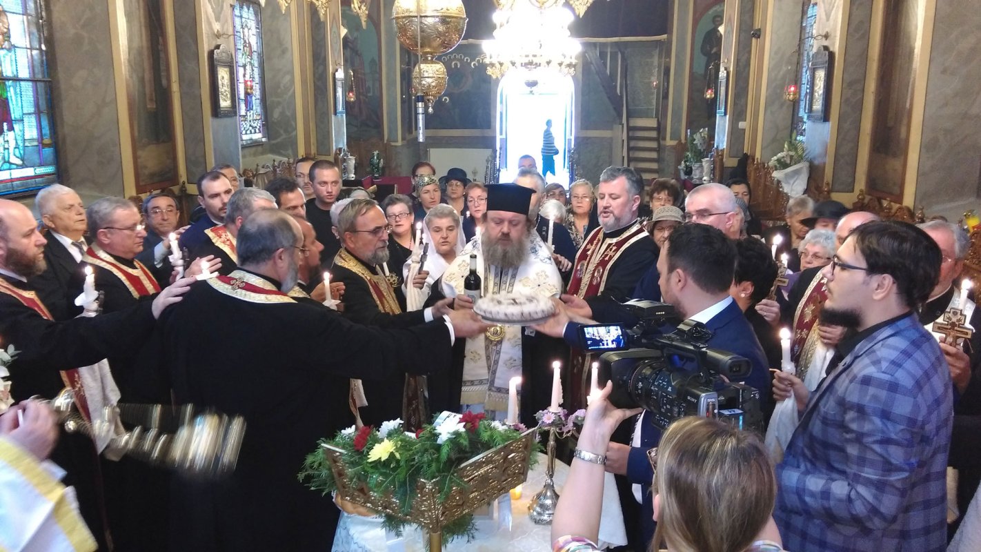 Pomenirea de 7 ani a „protopopului păcii” 37373