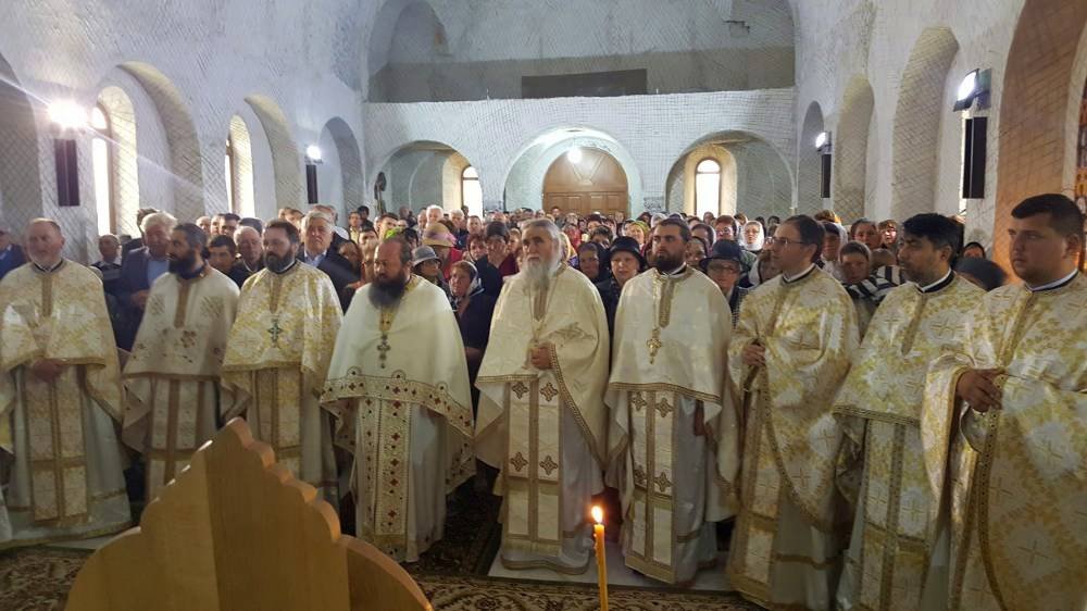 Sfinţii Români, prăznuiţi la Zosin şi Calapodeşti 37319