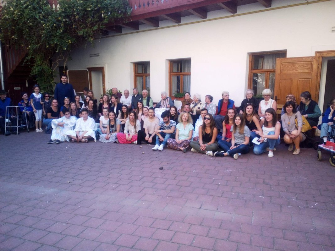 Oaspeți din Franţa la biserica Azilului din Sibiu 37268