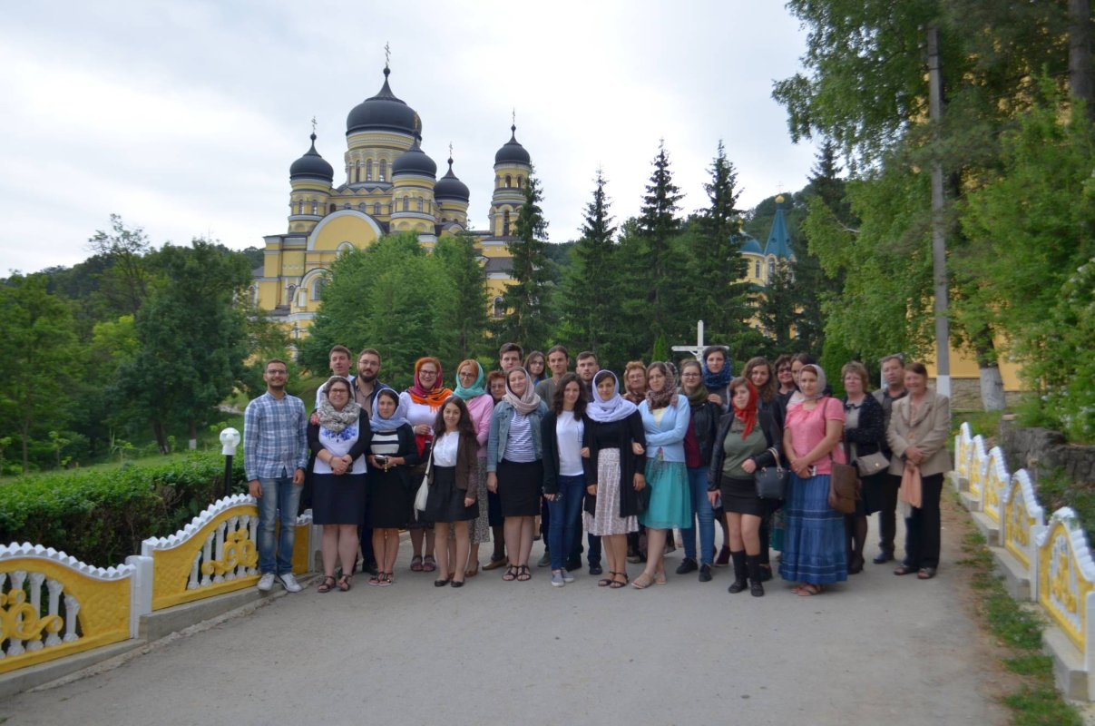 Studenţii teologi de la Iaşi, pe urmele înaintaşilor în Basarabia 37260