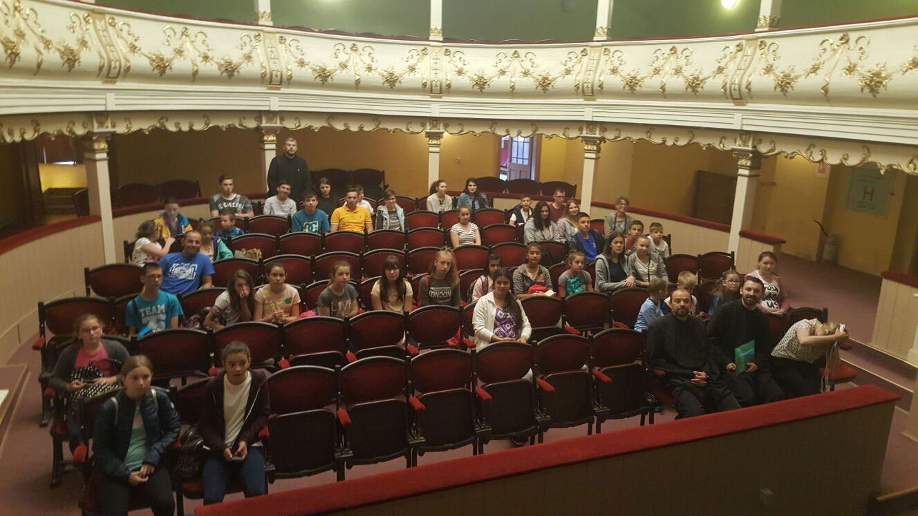 Sfârșit de an școlar la Parohia Timișoara-Viile Fabric 37217