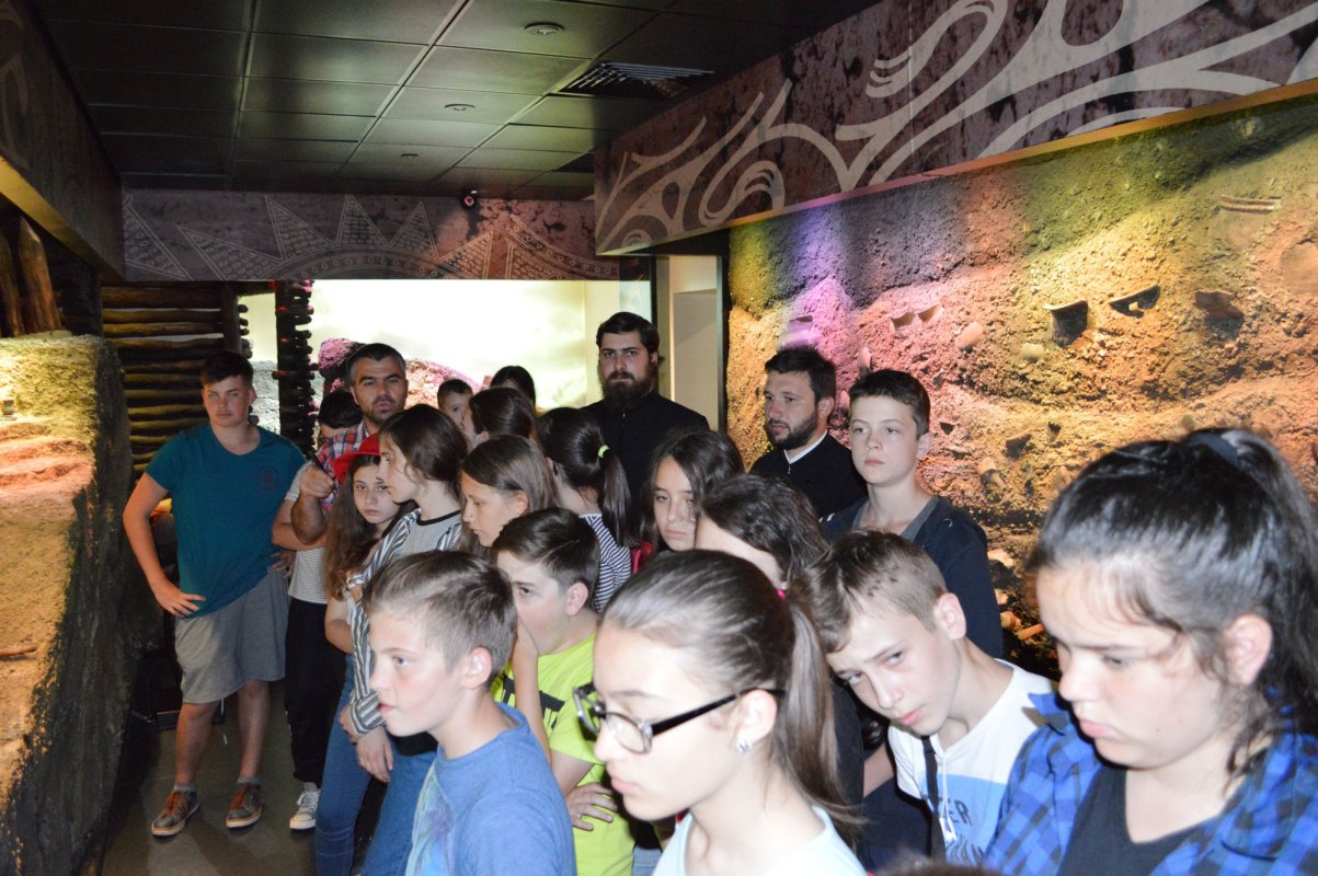 Activităţi cu tinerii la Miercurea Ciuc şi Sfântu Gheorghe 37070