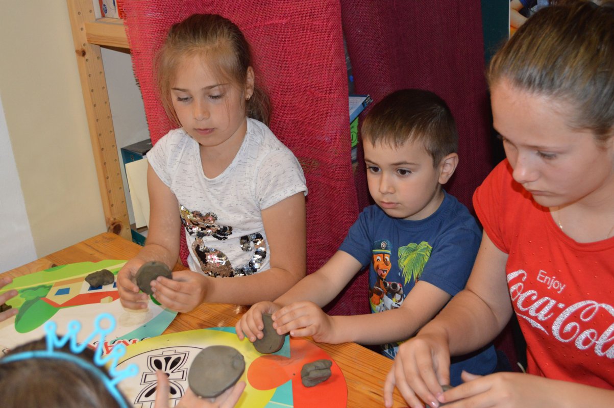 Activităţi cu tinerii la Miercurea Ciuc şi Sfântu Gheorghe 37072