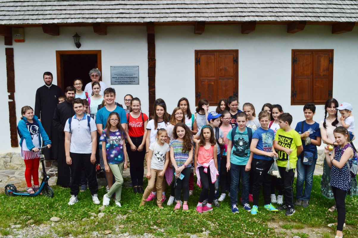 Activităţi cu tinerii la Miercurea Ciuc şi Sfântu Gheorghe 37074