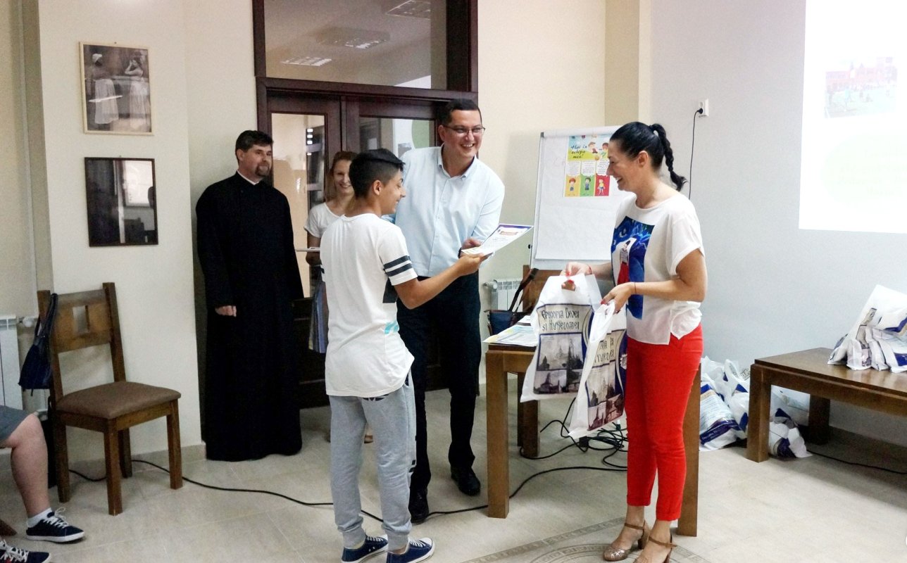 Proiectul „Hai în echipa mea”, pentru elevii din Deva 37077