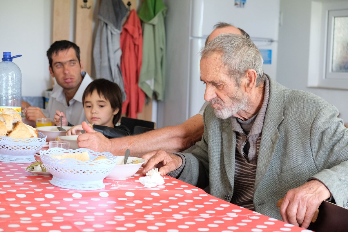 Povestea fericită a unei parohii cu oameni sărmani 36926