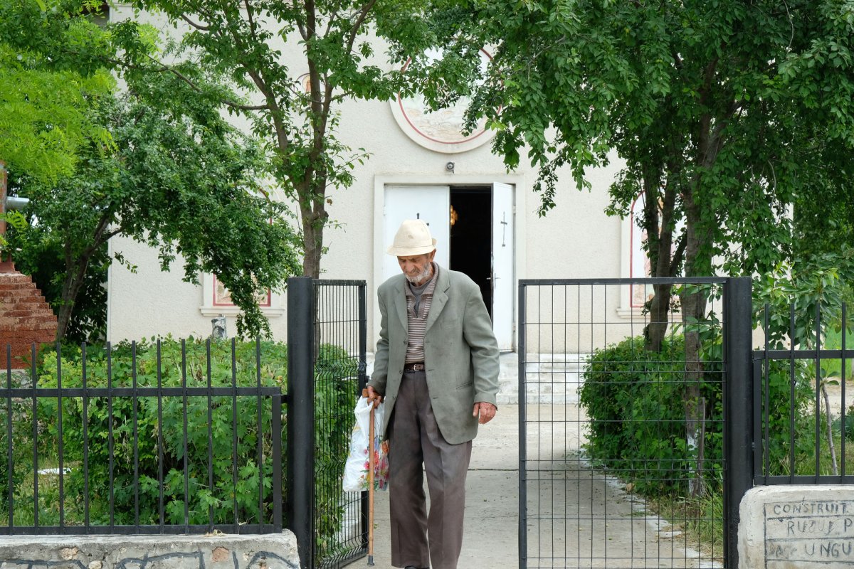 Povestea fericită a unei parohii cu oameni sărmani 36931