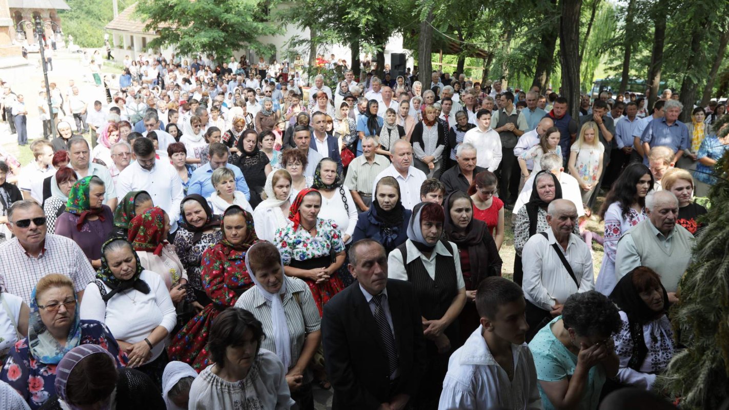 Slujiri arhiereşti în Duminica a 3-a după Rusalii 36896