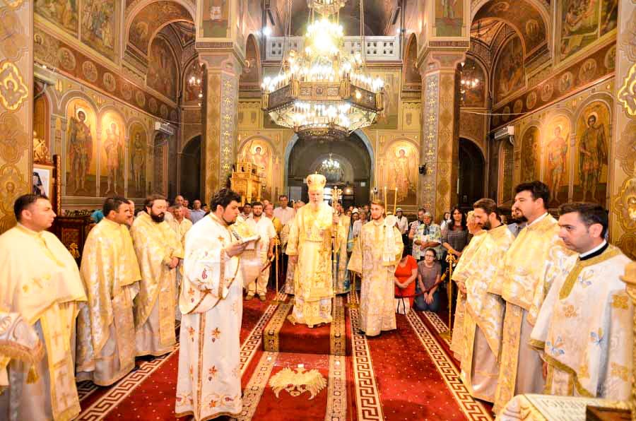 Slujiri arhiereşti în Mitropolia Munteniei şi Dobrogei 36938