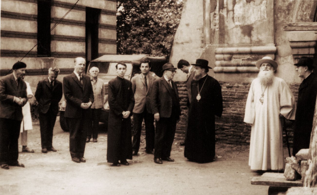 Amintirile unui elev despre Patriarhul Justinian 36857