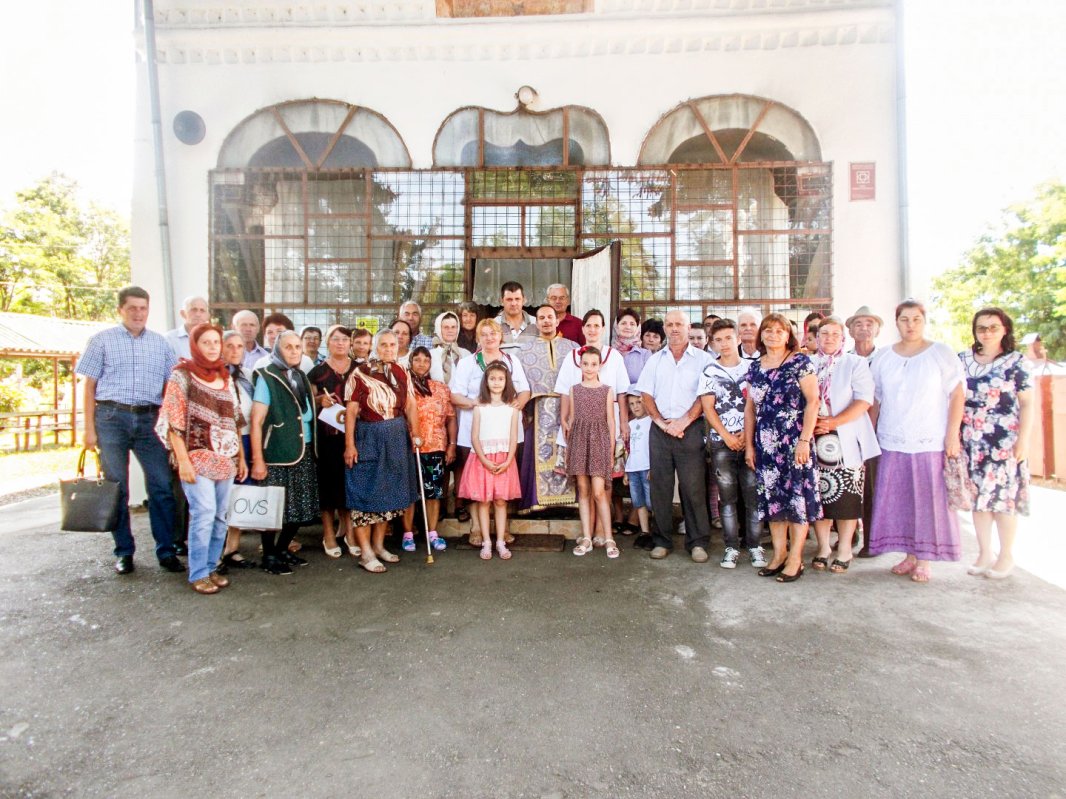 Activităţi social-filantropice în Arhiepiscopia Râmnicului 36771