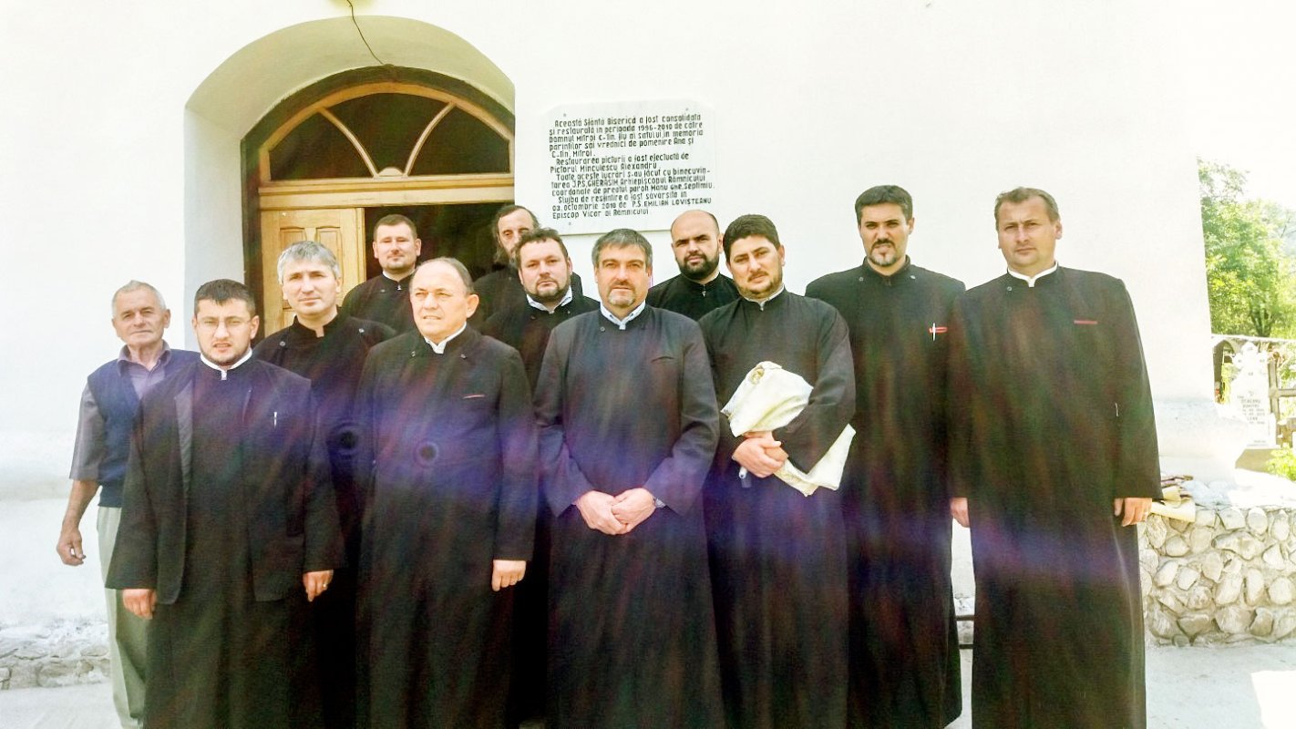 Activităţi social-filantropice în Arhiepiscopia Râmnicului 36772