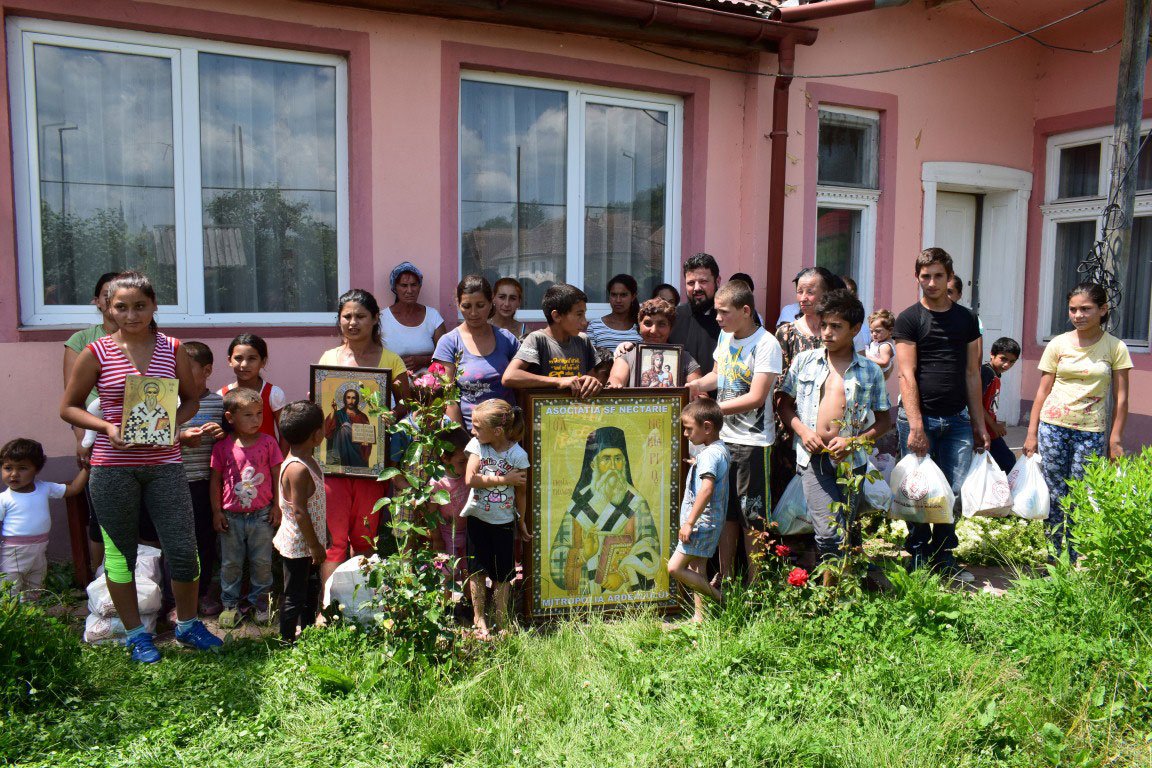 Ajutor pentru copii şi familii defavorizate braşovene 36769