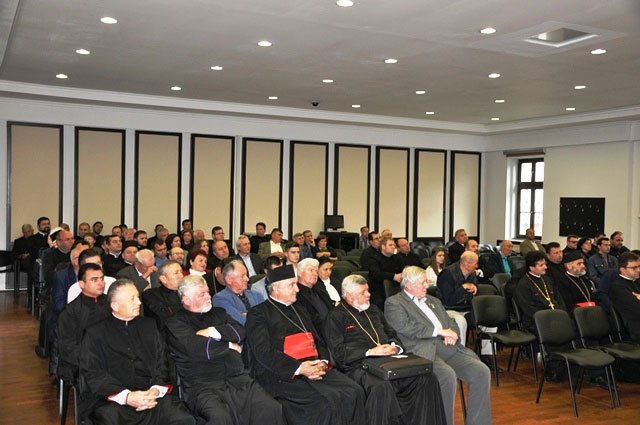 Emil Constantinescu conferenţiază la Zalău 36768