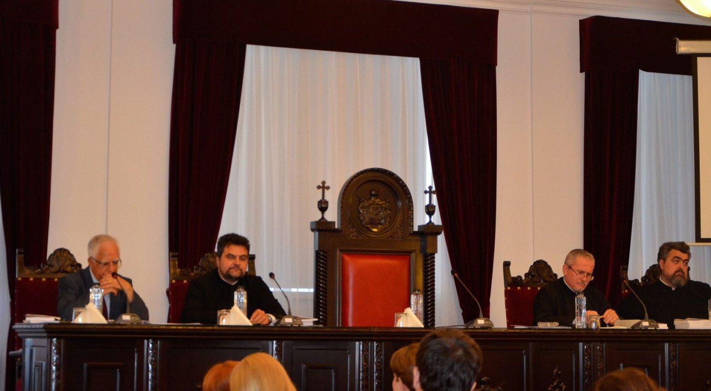 Simpozion teologic la Deva 36654