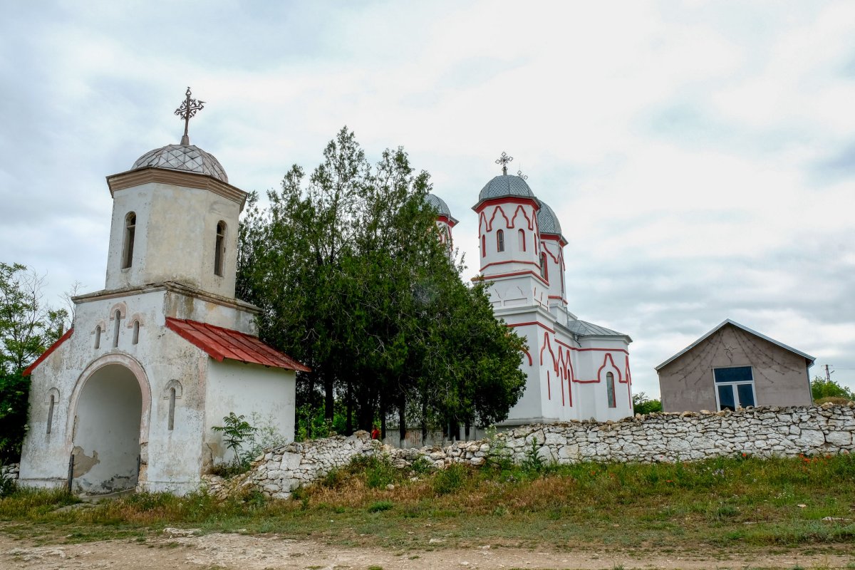 Slujire într-o parohie izolată din Dobrogea 36681