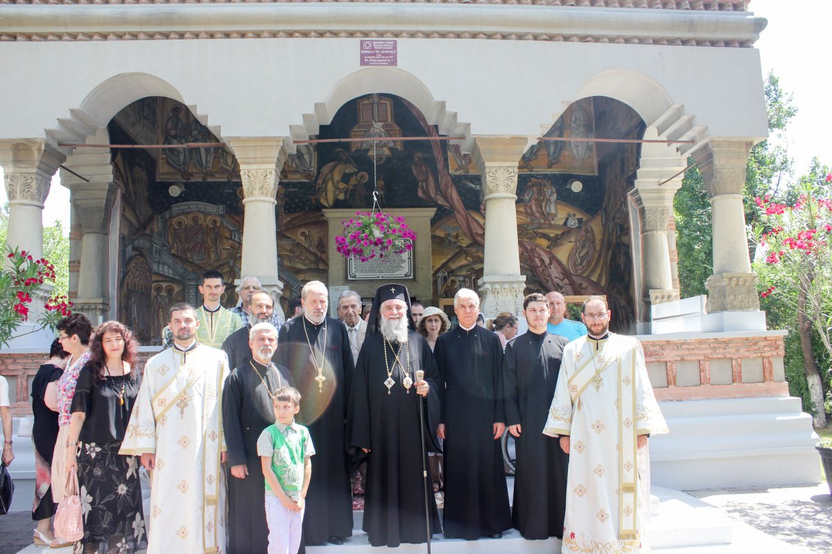 „Cuvântul Sfinților Apostoli este cuvântul lui Dumnezeu” 36592