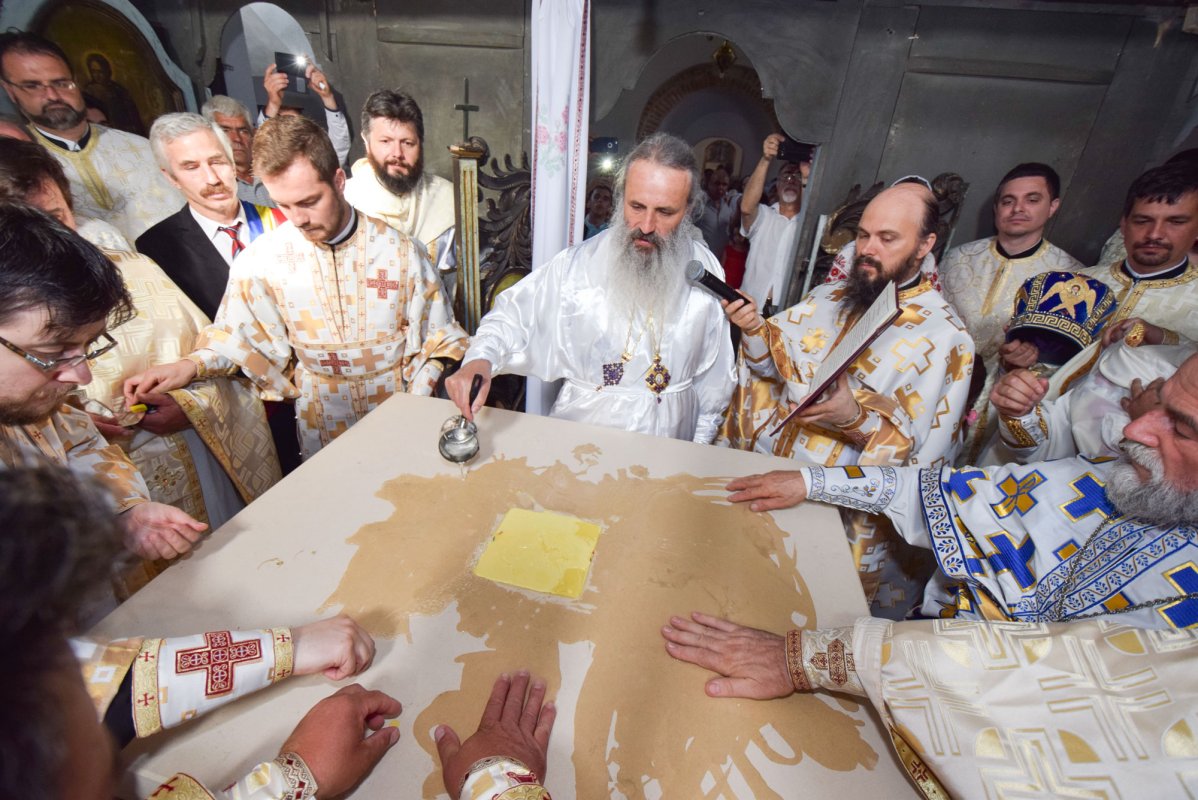 Ctitoria ştefaniană din localitatea ieşeană Scânteia, resfinţită de IPS Mitropolit Teofan 36505