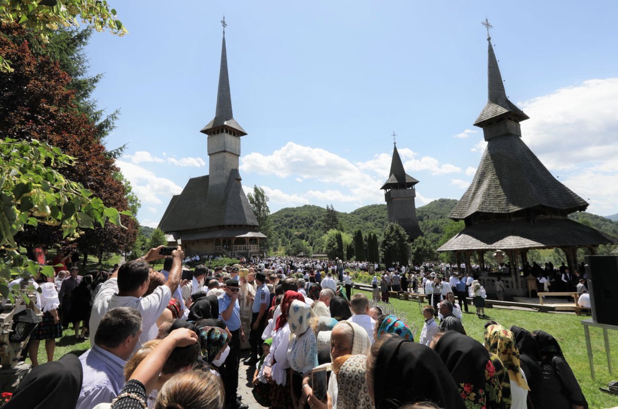 Hramul mănăstirii maramureșene Bârsana 36543