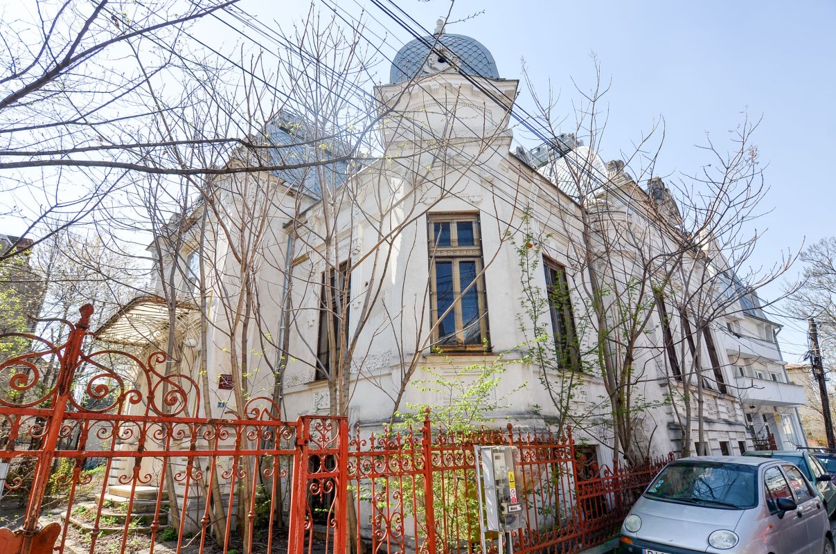 Muzeul Cărţii şi Exilului Românesc 36555