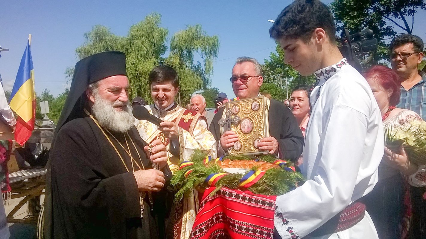 Manifestări dedicate Sfântului Voievod Ştefan, la Buhuşi 36418