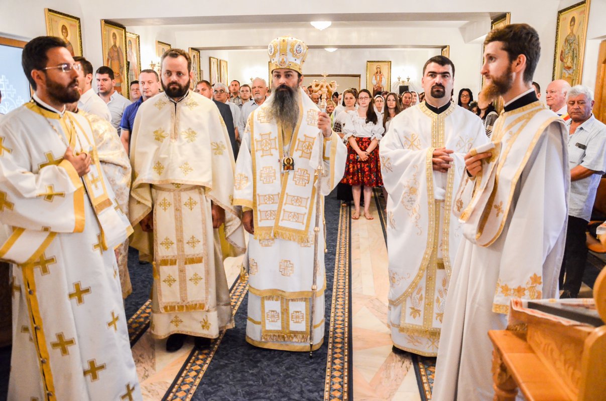 Sfințiri și binecuvântări în Mitropolia Banatului 36471