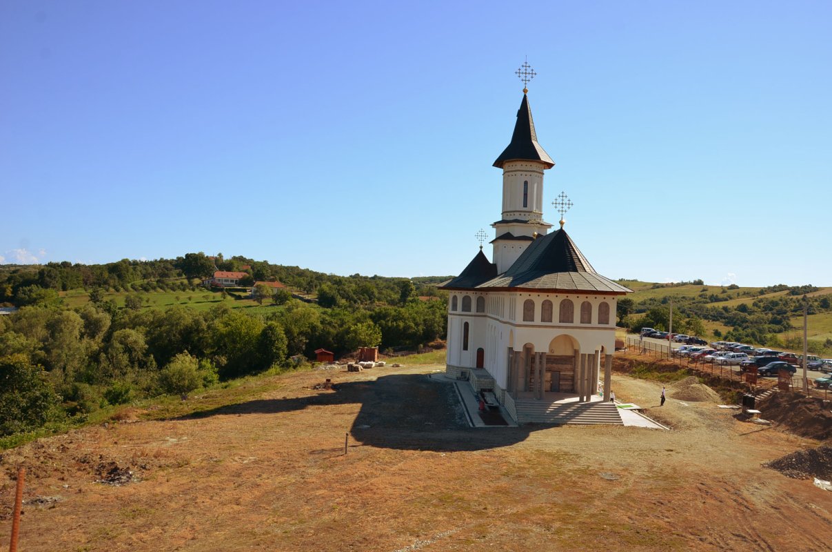 Sfințiri și binecuvântări în Mitropolia Banatului 36472