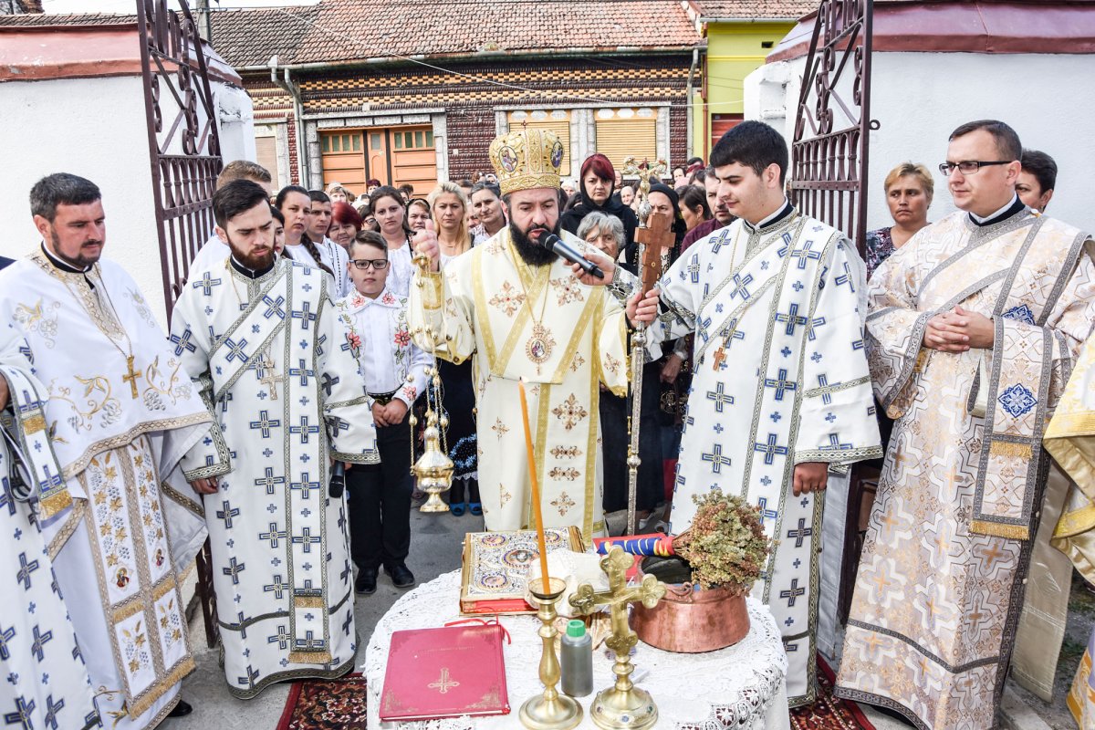 Sfințiri și binecuvântări în Mitropolia Banatului 36473