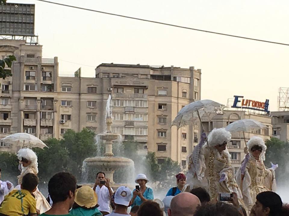 Teatru de stradă și acrobații în Bucureşti, în iulie 36499