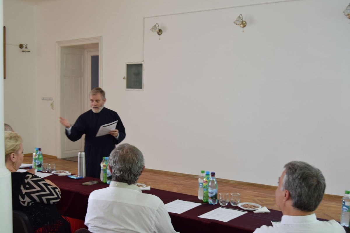 Trei noi posturi didactice la Facultatea de Teologie Ortodoxă „Dumitru Stăniloae” din Iaşi 36423