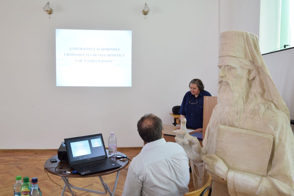 Trei noi posturi didactice la Facultatea de Teologie Ortodoxă „Dumitru Stăniloae” din Iaşi 36427