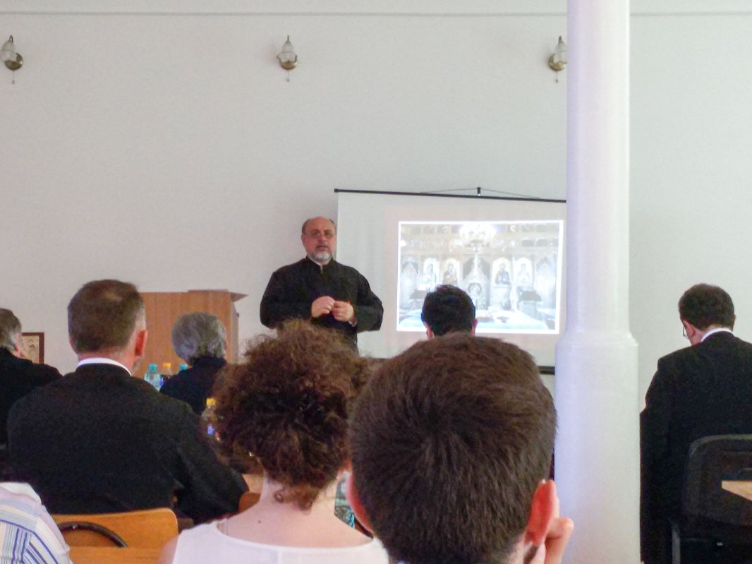 Trei noi posturi didactice la Facultatea de Teologie Ortodoxă „Dumitru Stăniloae” din Iaşi 36429