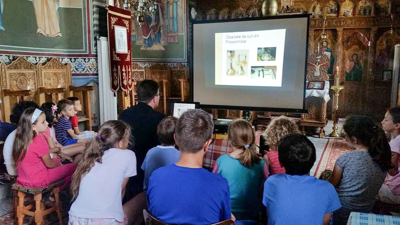 Programe pentru copii şi tineri în perioada de vară 36250