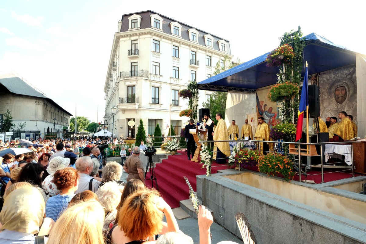 Racla cu moaștele Sfântului Antonie a fost sfințită 36302