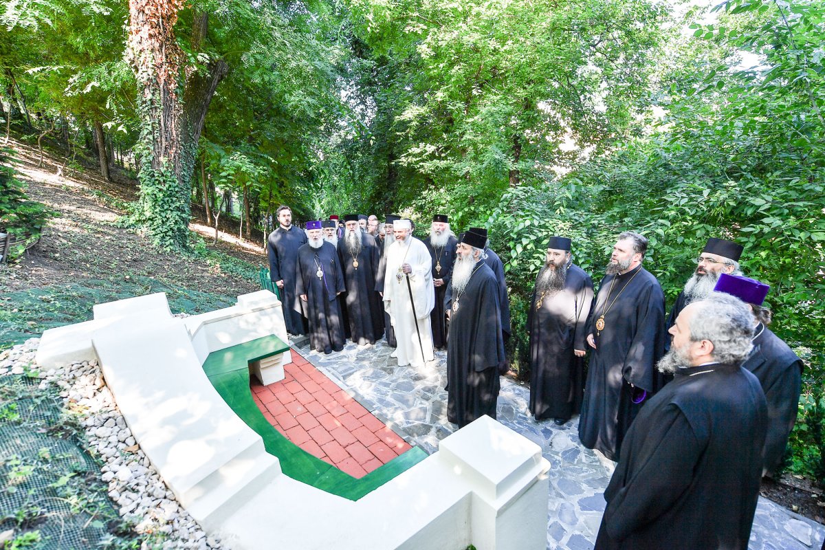 Vizită arhierească în Parcul „Grădina Maicii Domnului” 36313