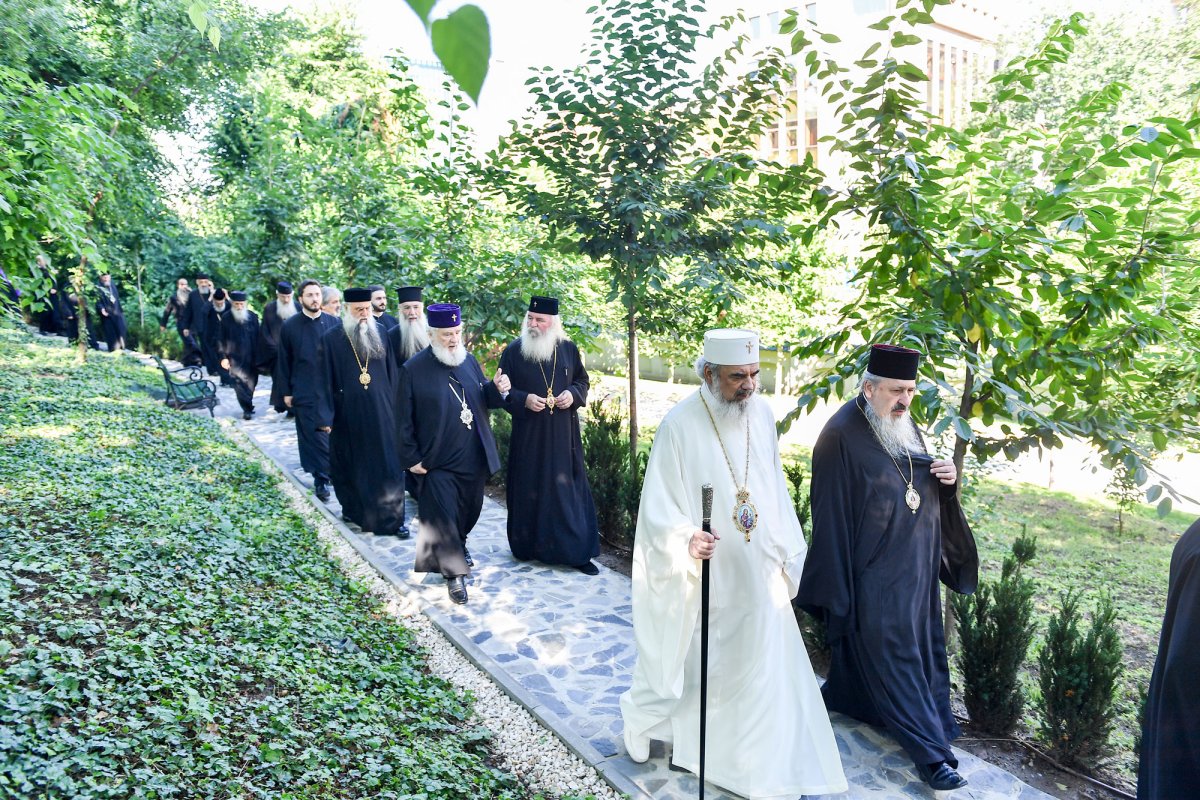 Vizită arhierească în Parcul „Grădina Maicii Domnului” 36317