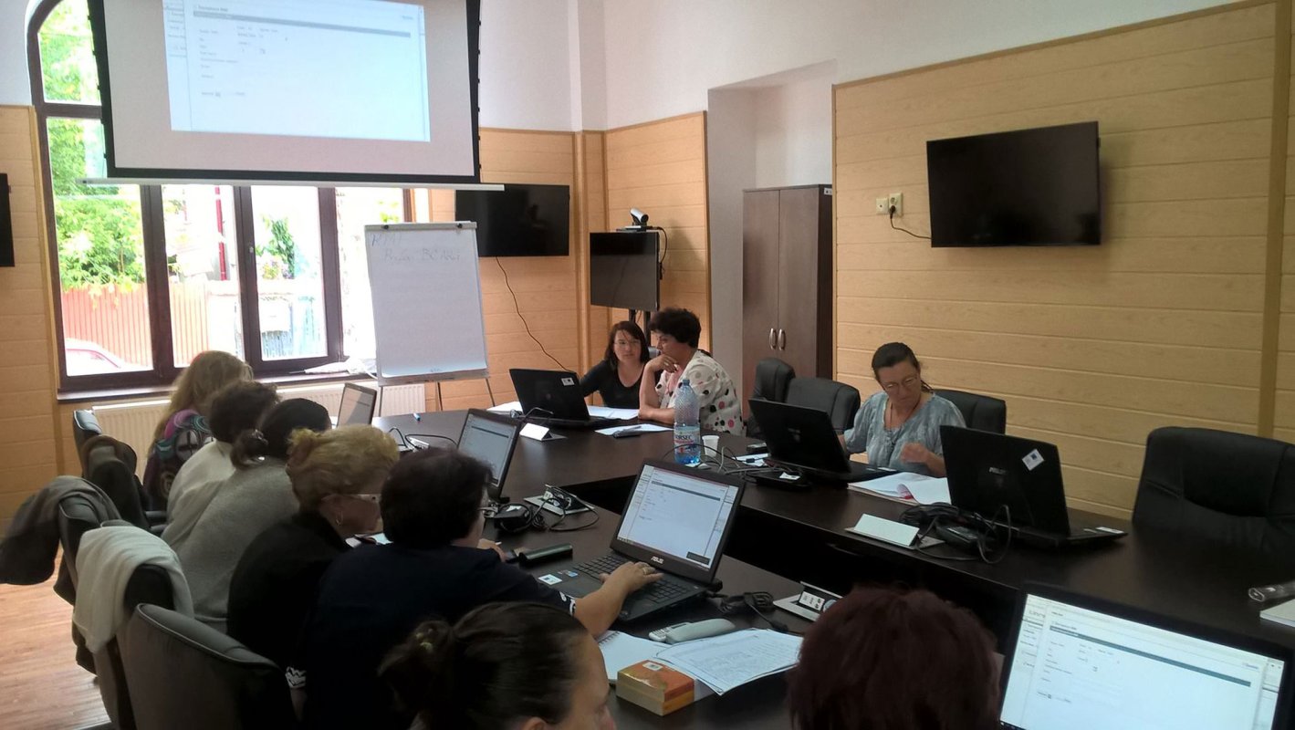 Digitalizarea mai multor volume şi documente importante la Biblioteca Aman din Craiova 36147